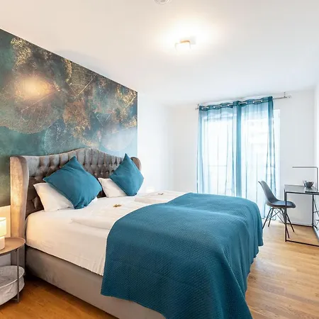 Διαμέρισμα Lit Living: Luxus - Box Spring - Parking - Terrace Λουντβιγκσχάφεν