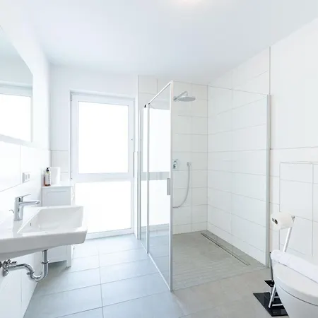 Lit Living: Luxus - Box Spring - Parking - Terrace Ludwigshafen am Rhein