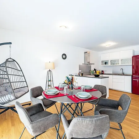 Lit Living: Luxus - Box Spring - Parking - Terrace Ludwigshafen am Rhein