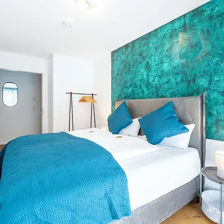 Lit Living: Luxus - Box Spring - Parking - Terrace Ludwigshafen am Rhein