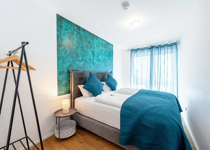 Lit Living: Luxus - Box Spring - Parking - Terrace Appartement Ludwigshafen