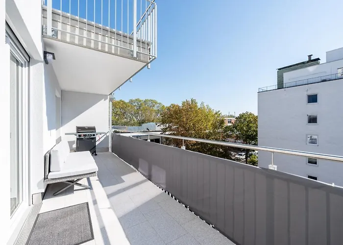 Lit Living: Luxus - Box Spring - Parking - Terrace Apartmán Ludwigshafen am Rhein