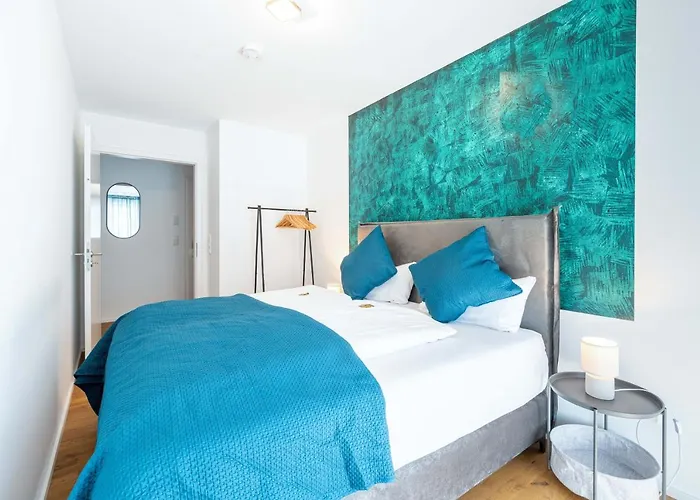 Lit Living: Luxus - Box Spring - Parking - Terrace Ludwigshafen